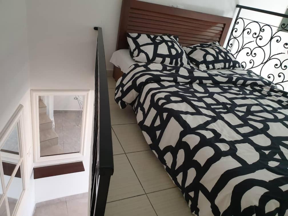 Yaoundé Eve Home מראה חיצוני תמונה